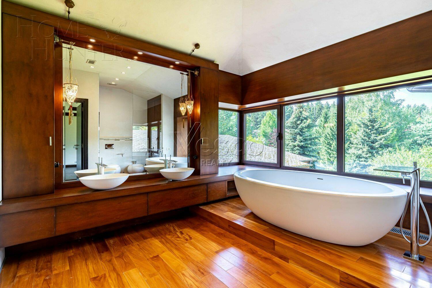 2-этажный коттедж 1 377 м² с отделкой