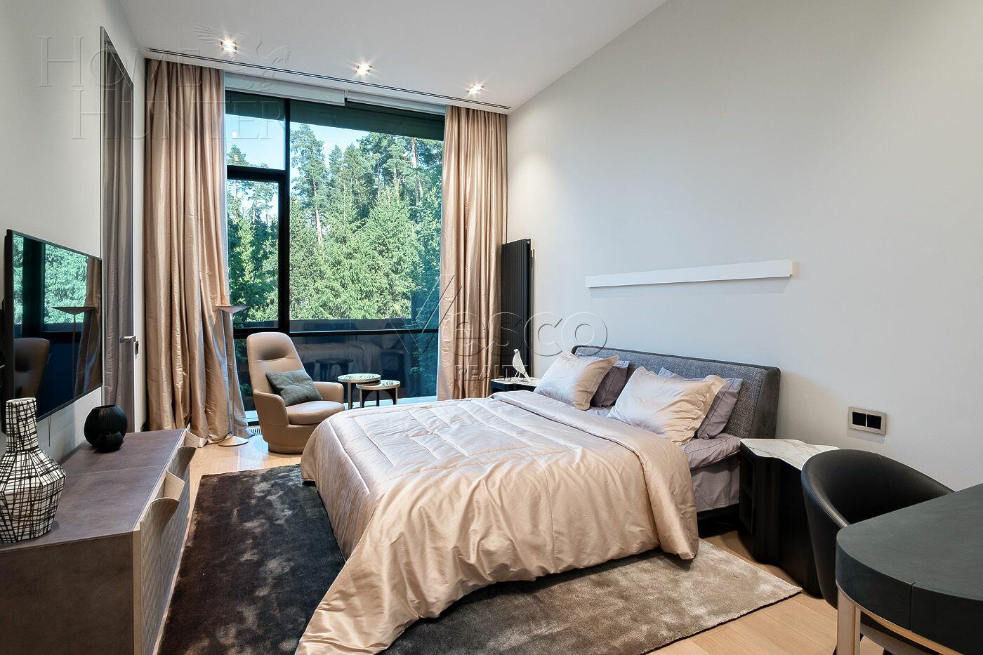 3-этажный коттедж 1 848 м² с отделкой