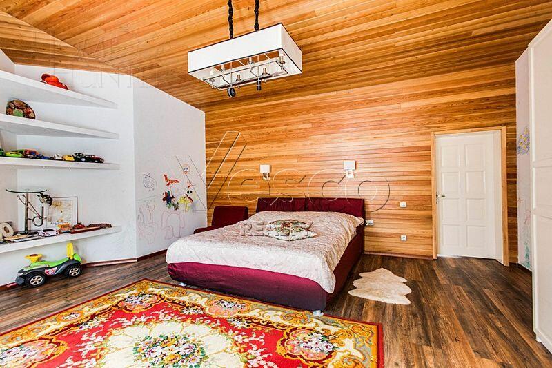 3-этажный коттедж 860 м² с отделкой