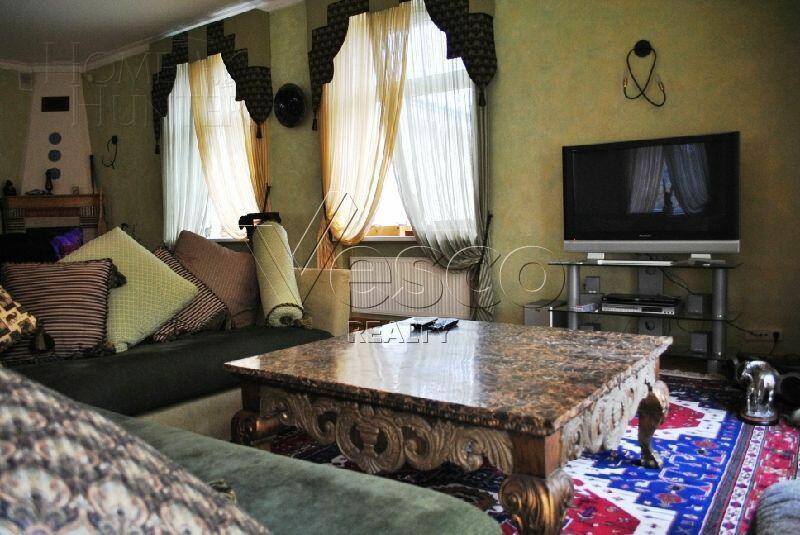 2-этажный коттедж 1 550 м² без отделки