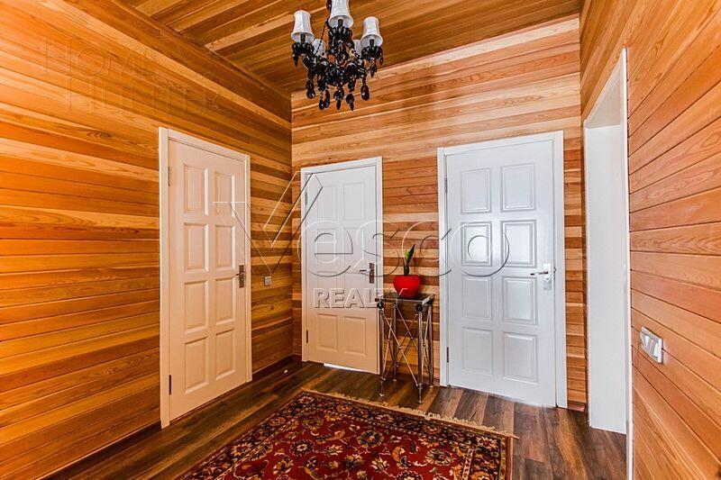 3-этажный коттедж 860 м² с отделкой