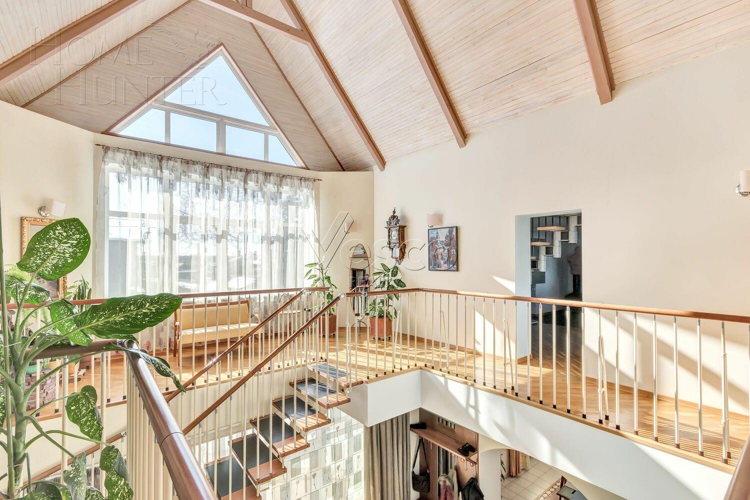 2-этажный коттедж 322 м² с отделкой