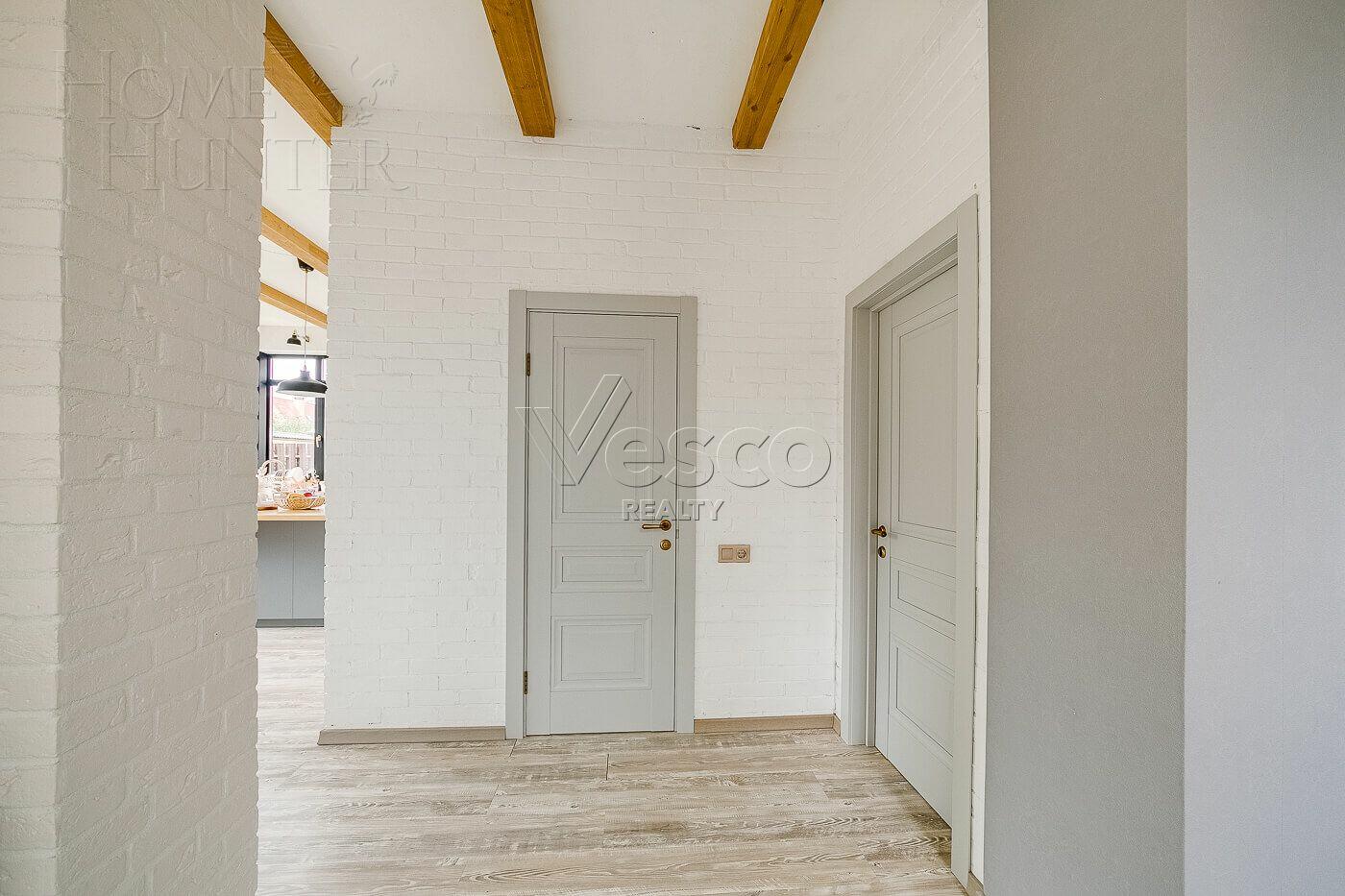 2-этажный коттедж 183 м² с отделкой