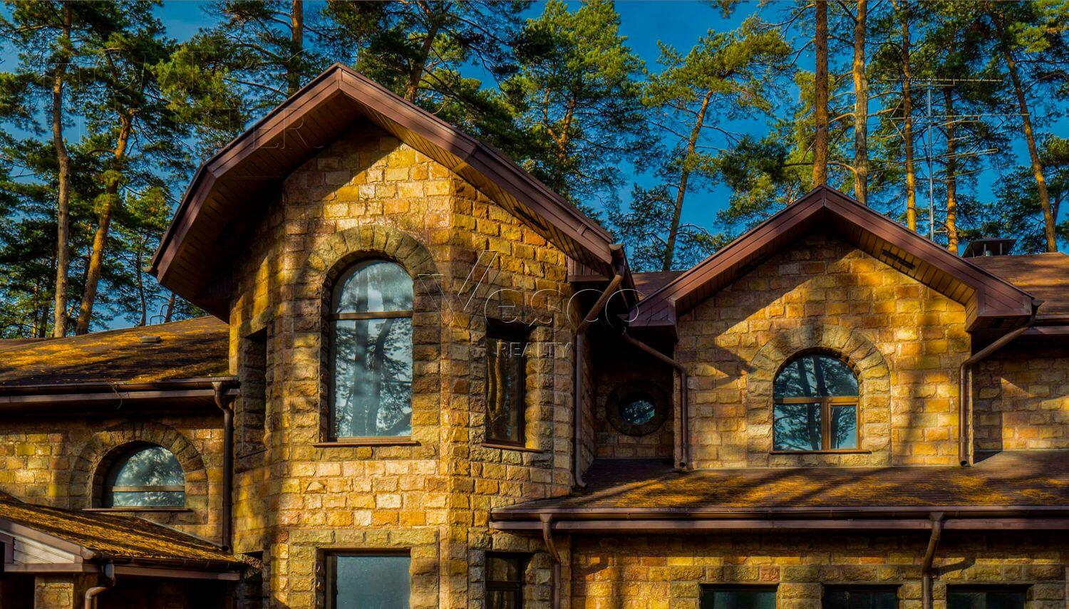 3-этажный коттедж 1 170 м² без отделки