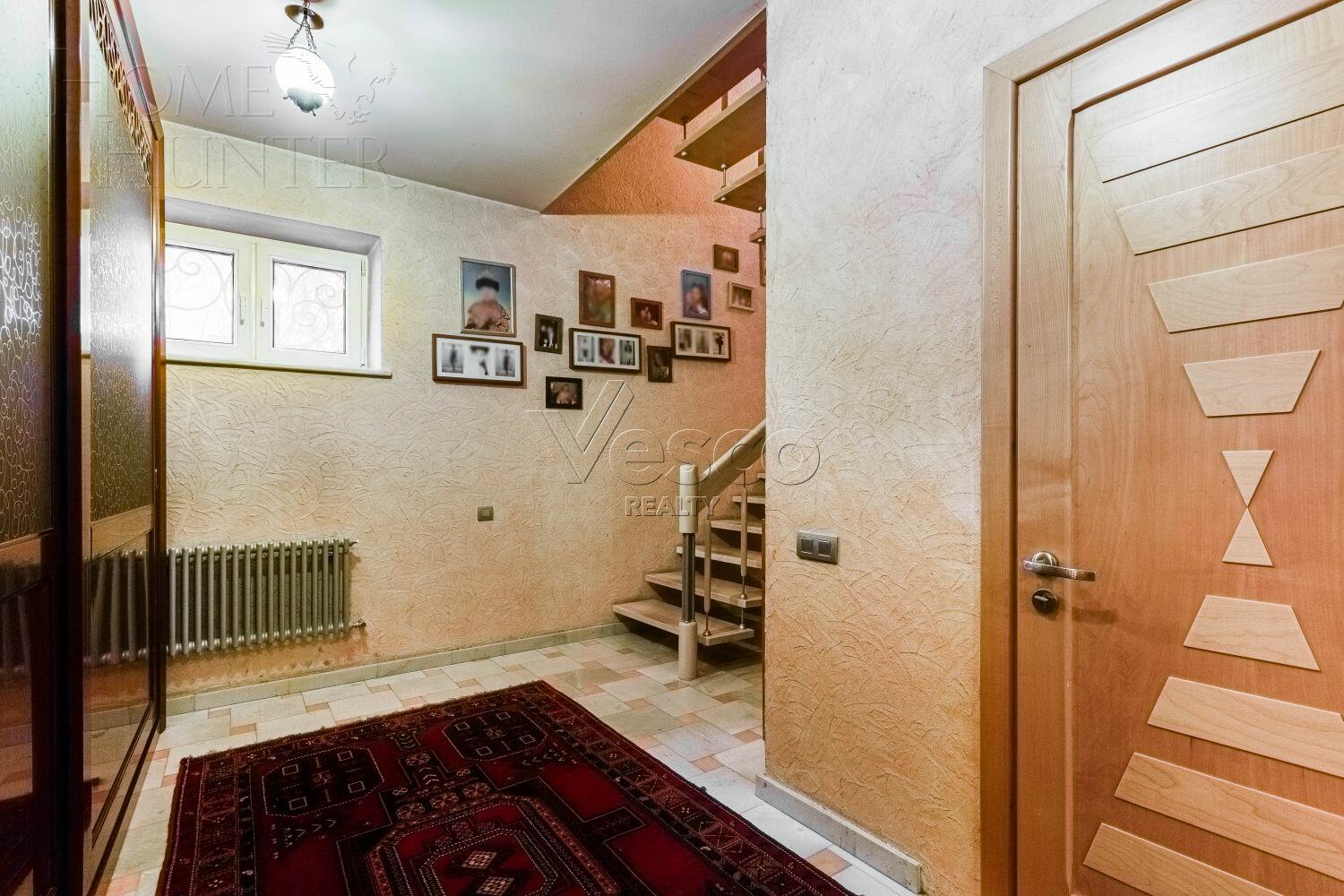 2-этажный коттедж 660 м² с отделкой