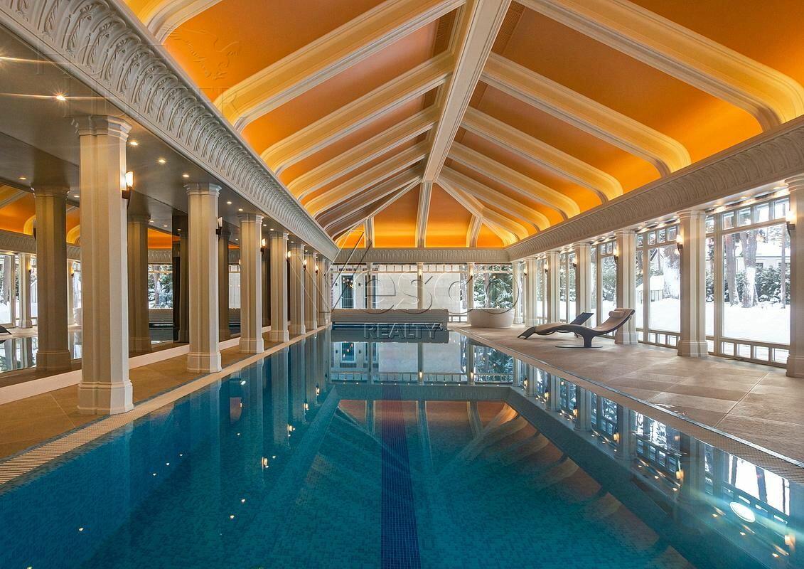 2-этажный коттедж 1 214 м² с отделкой