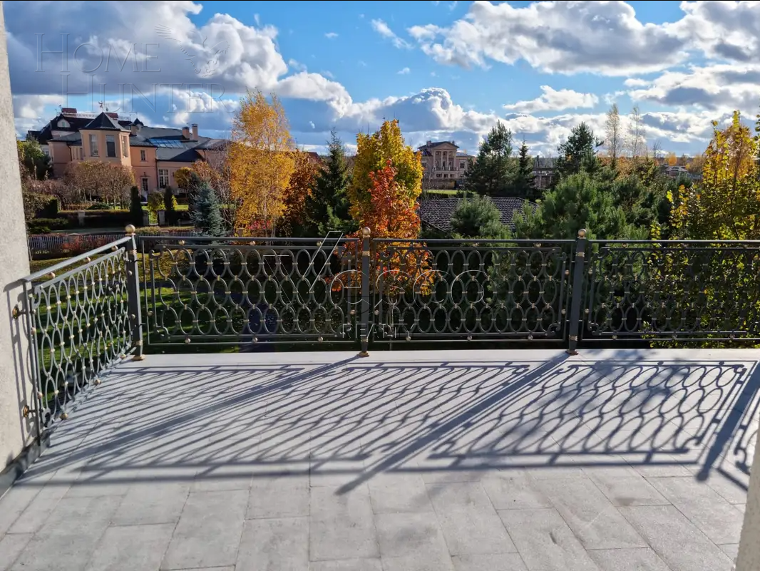 2-этажный коттедж 900 м² с отделкой