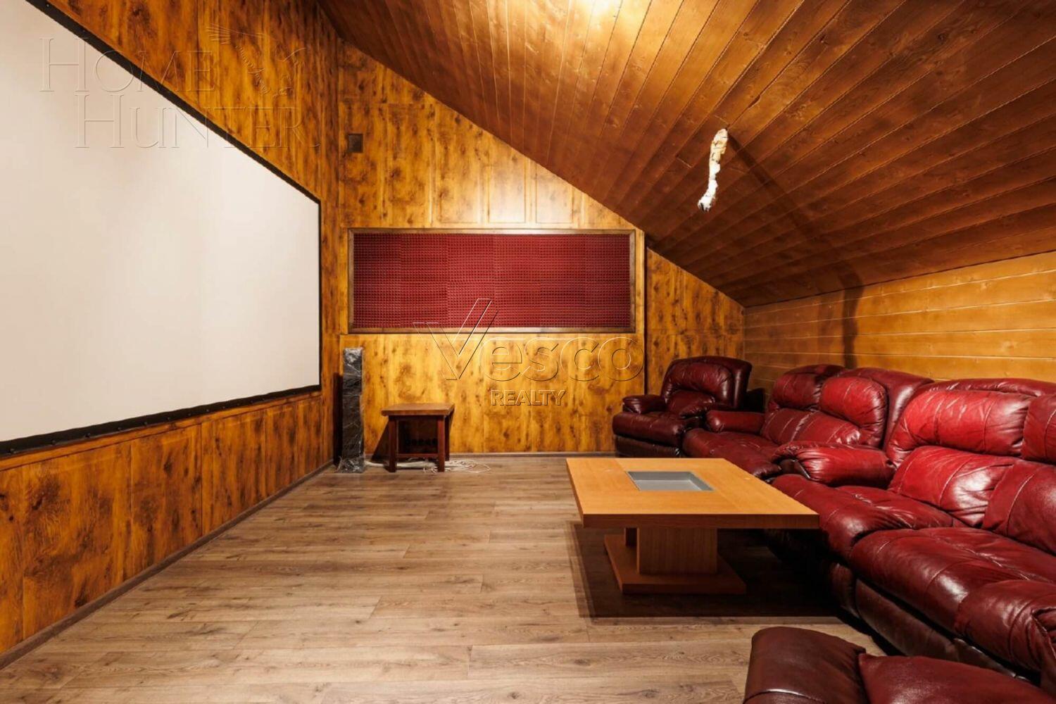 2-этажный коттедж 750 м² с отделкой