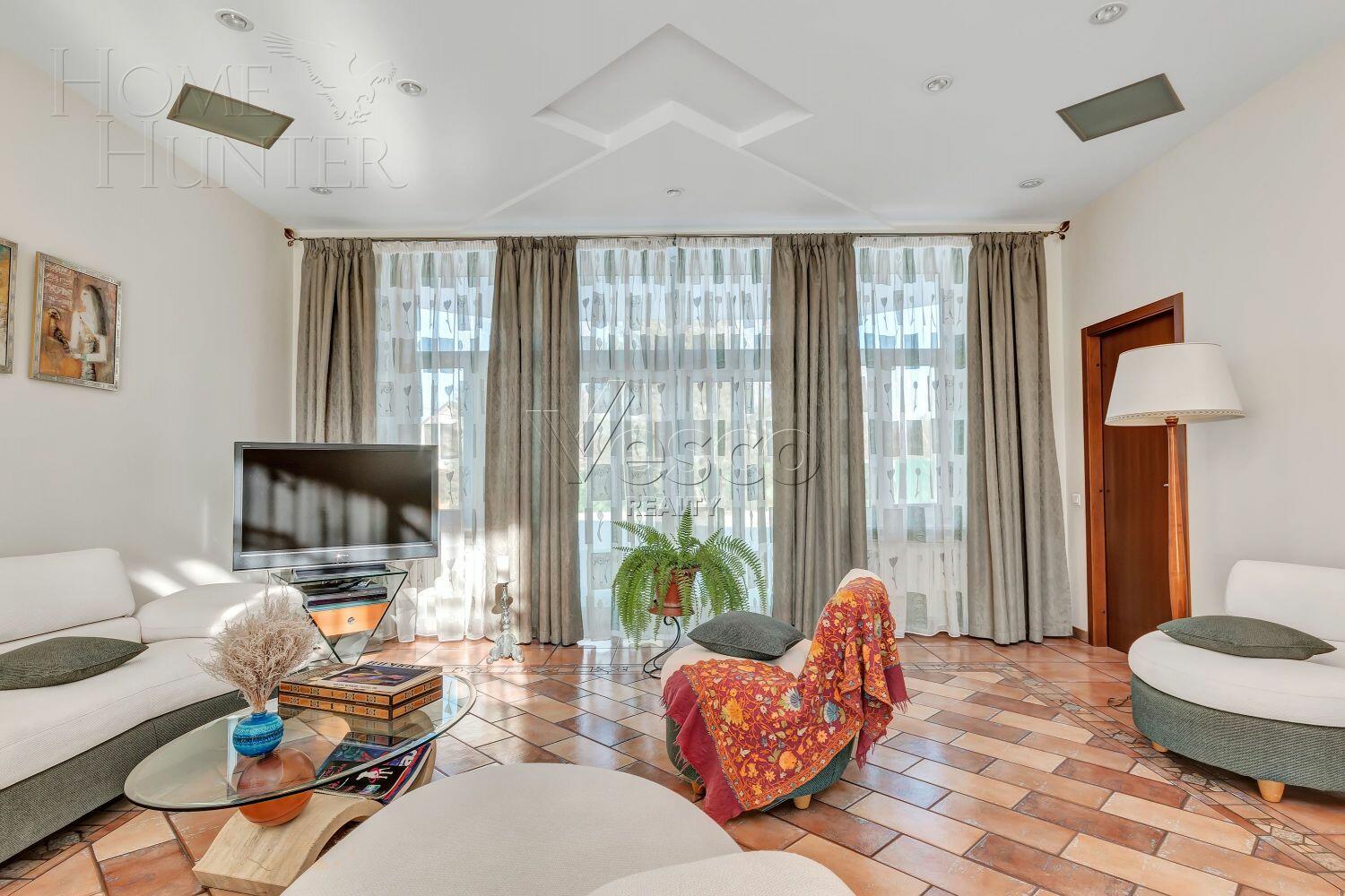 2-этажный коттедж 322 м² с отделкой