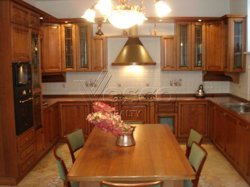 2-этажный коттедж 453 м² с отделкой