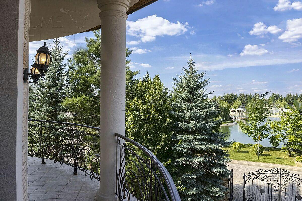 2-этажный коттедж 540 м² с отделкой