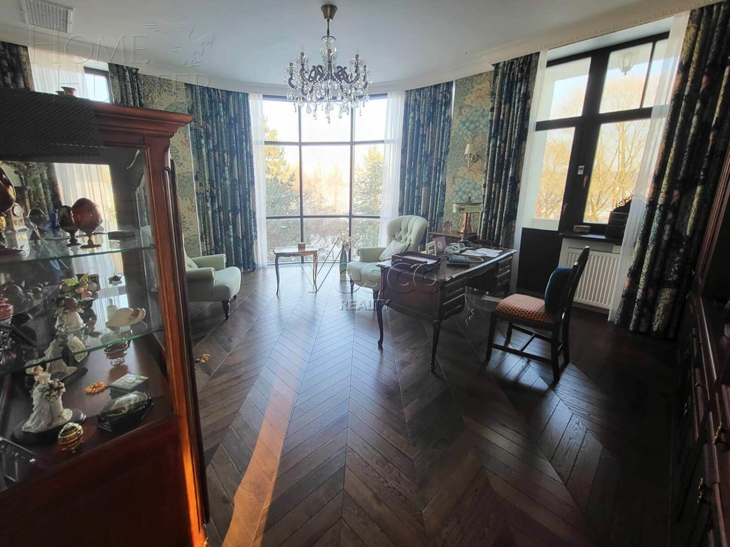 2-этажный коттедж 1 300 м² с отделкой