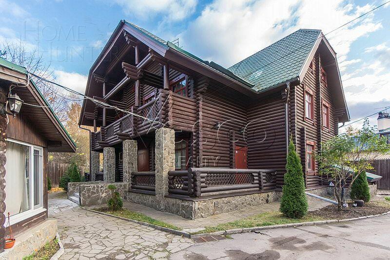 3-этажный коттедж 600 м² с отделкой