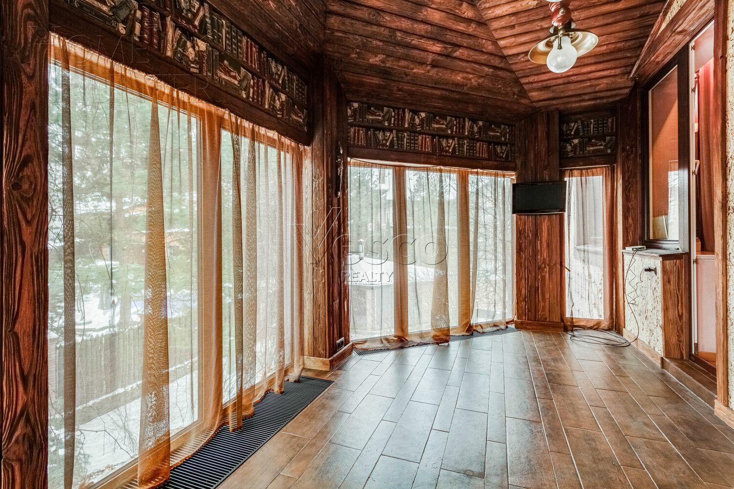 2-этажный коттедж 660 м² с отделкой