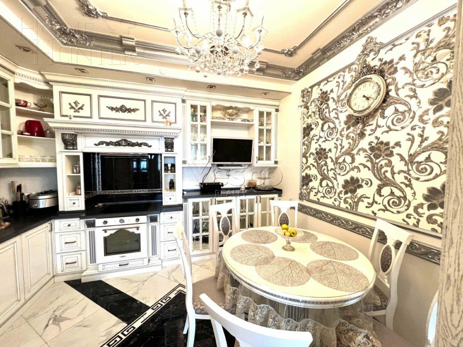 4-КОМН. КВАРТИРА С ОТДЕЛКОЙ 176 М² НА 24 ЭТАЖЕ