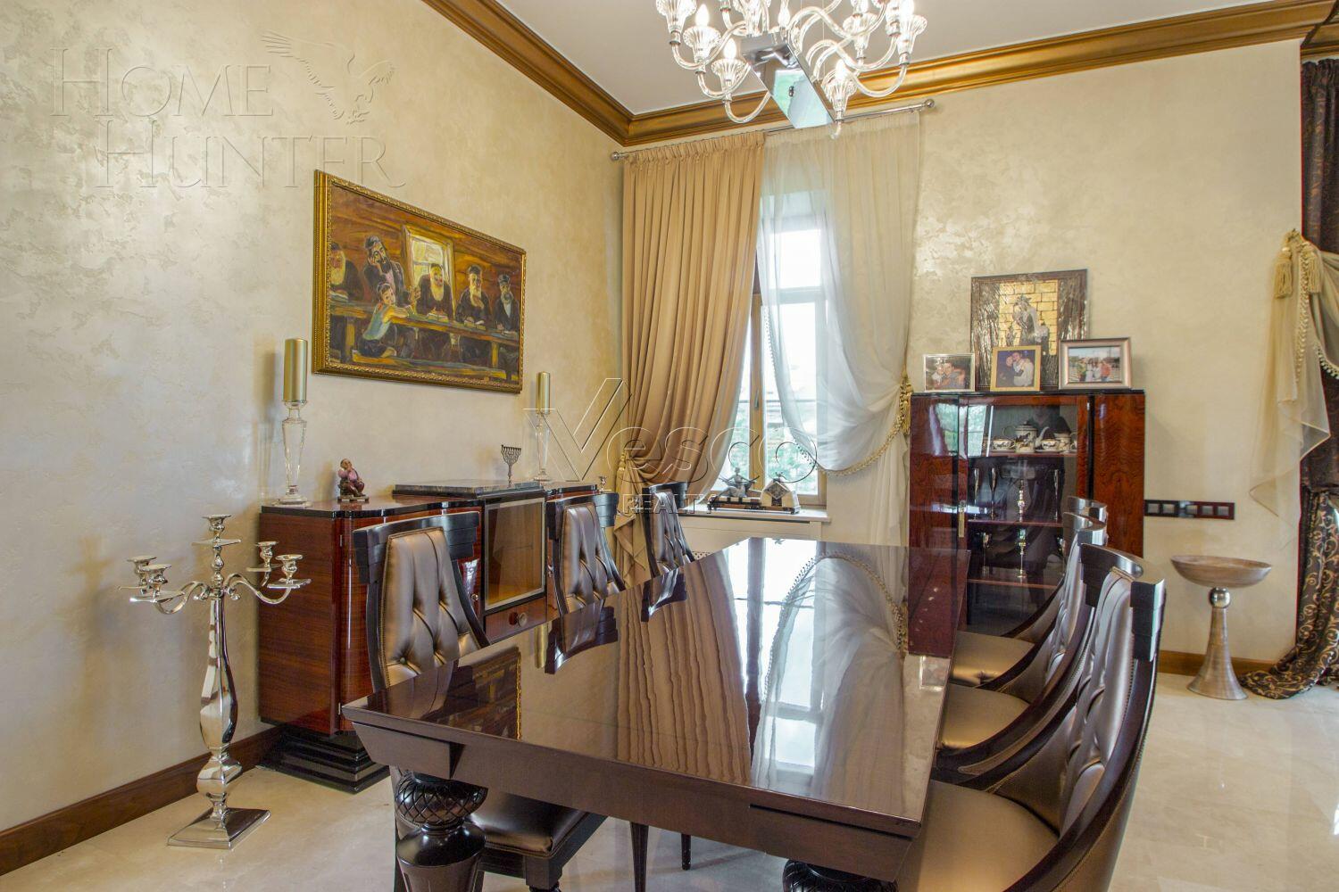 2-этажный коттедж 1 250 м² с отделкой