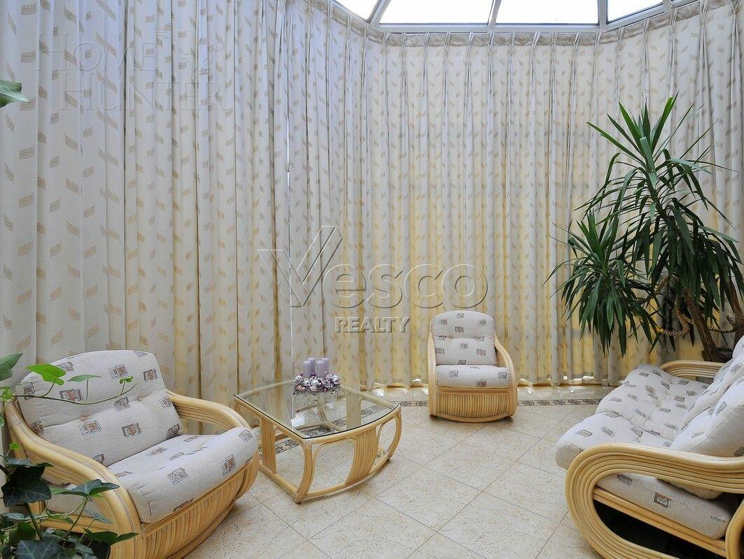 2-этажный коттедж 680 м² с отделкой