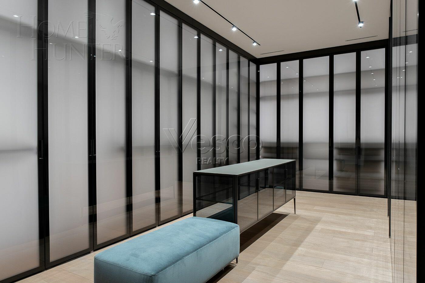 3-этажный коттедж 1 848 м² с отделкой