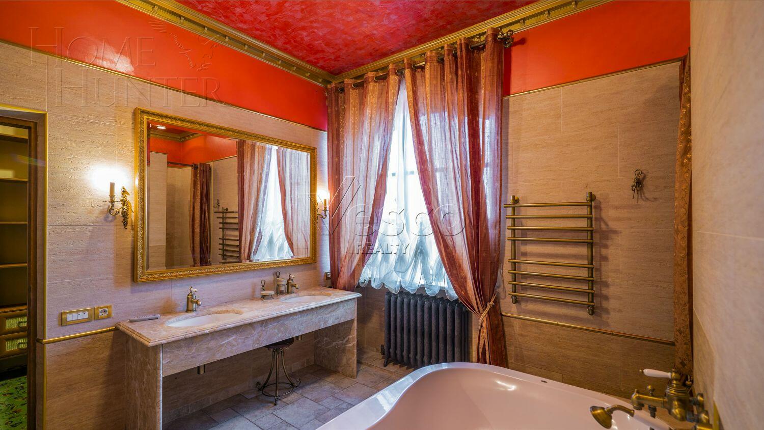 2-этажный коттедж 900 м² с отделкой