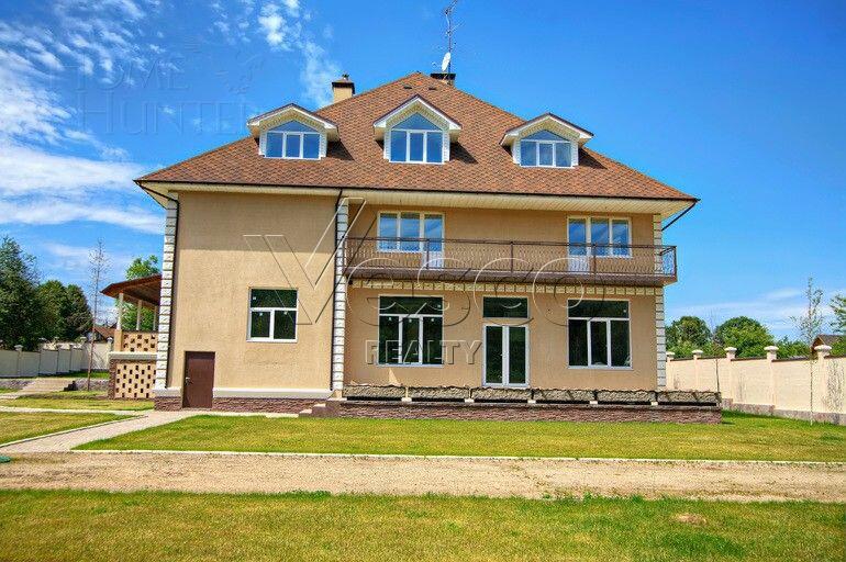 2-этажный коттедж 1 000 м² с отделкой