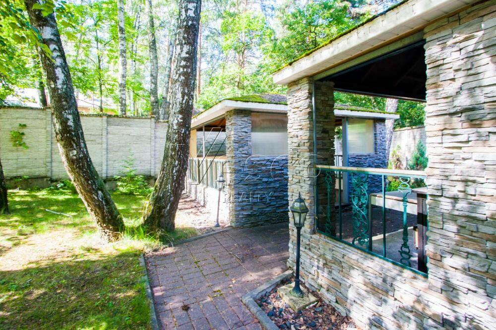 2-этажный коттедж 580 м² с отделкой