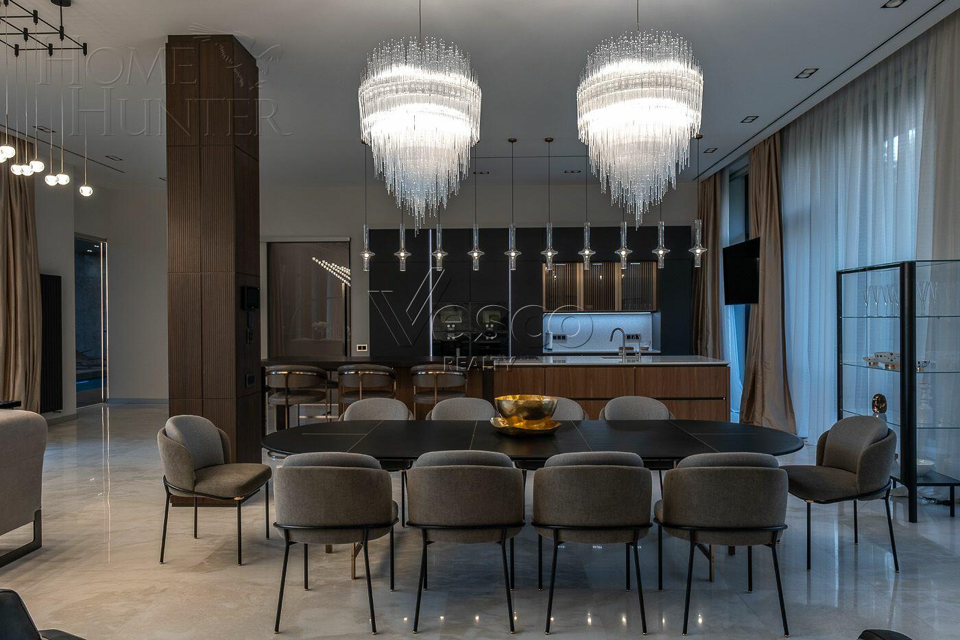 3-этажный коттедж 1 848 м² с отделкой