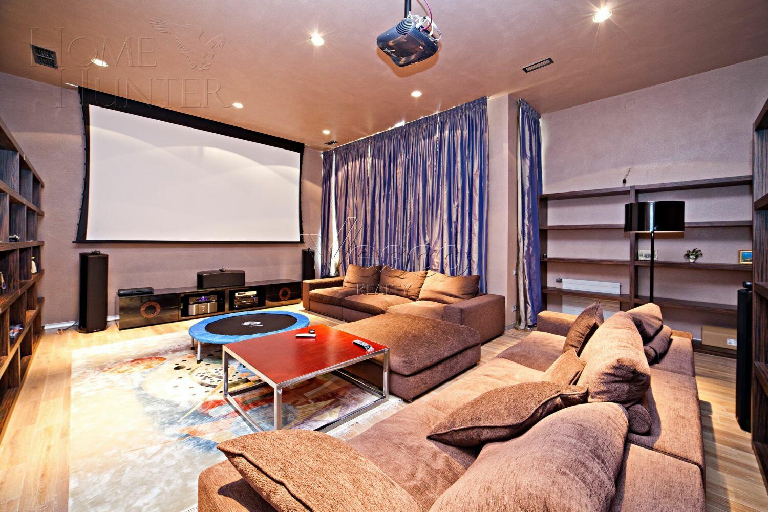 2-этажный коттедж 1 230 м² с отделкой