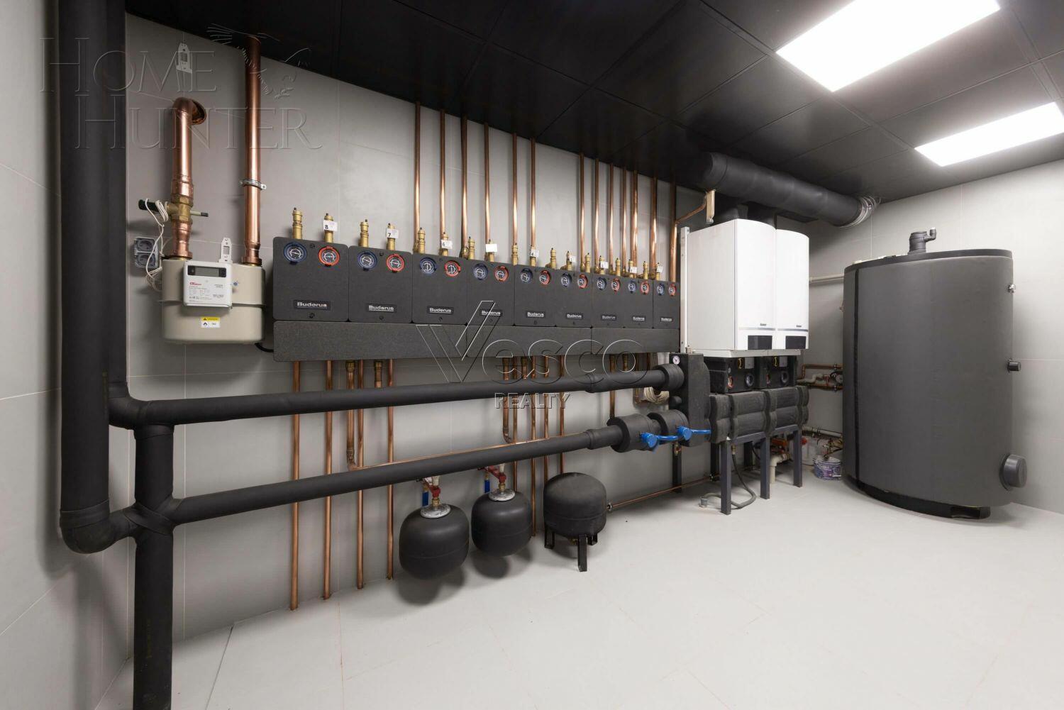 2-этажный коттедж 1 700 м² без отделки