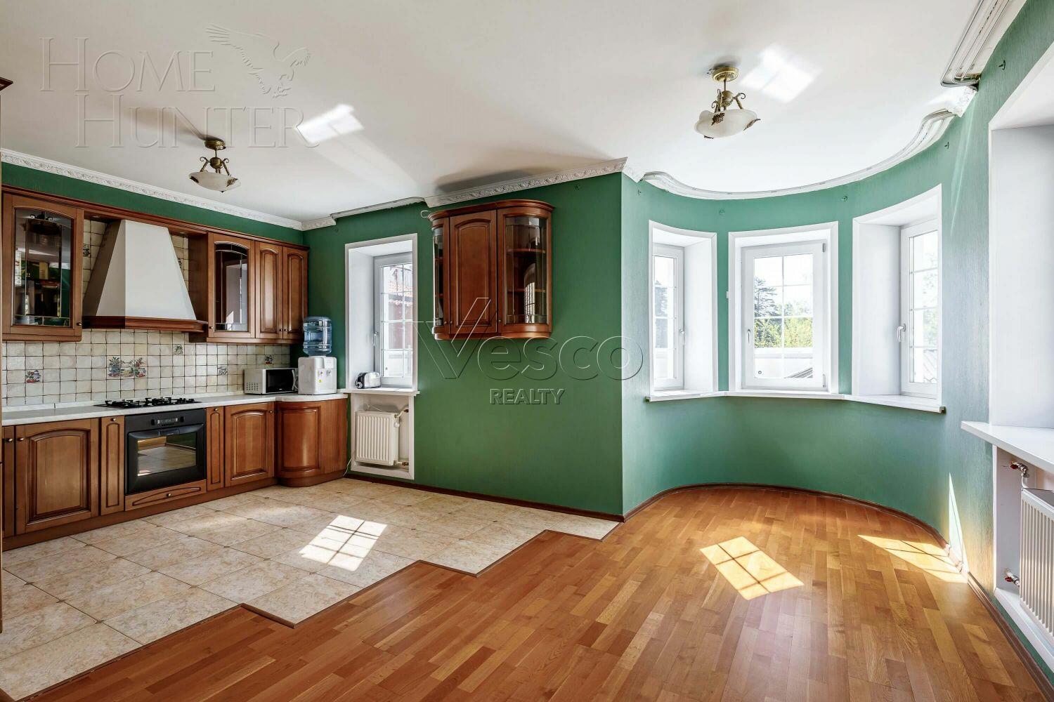 2-этажный коттедж 258 м² с отделкой