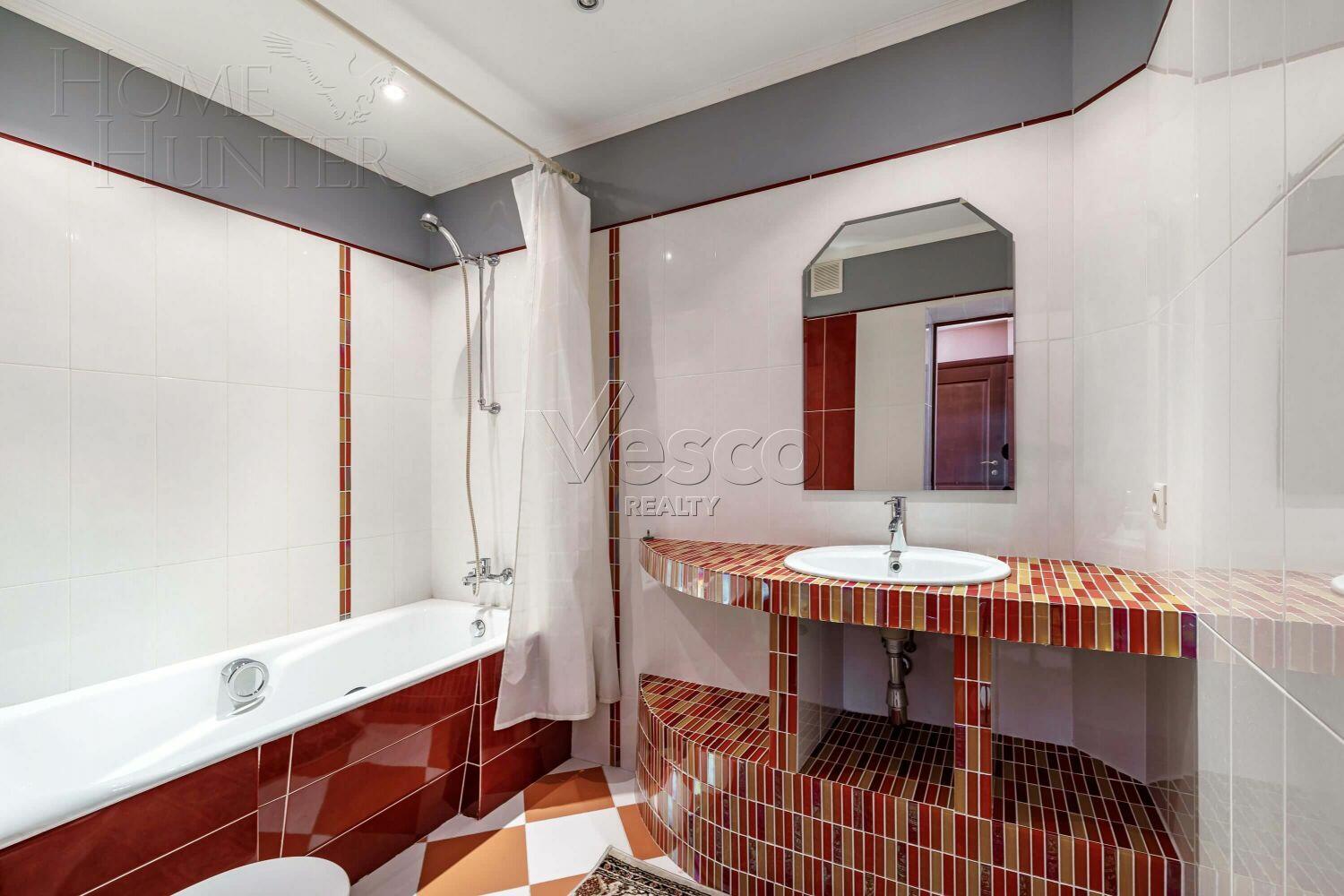 2-этажный коттедж 258 м² с отделкой