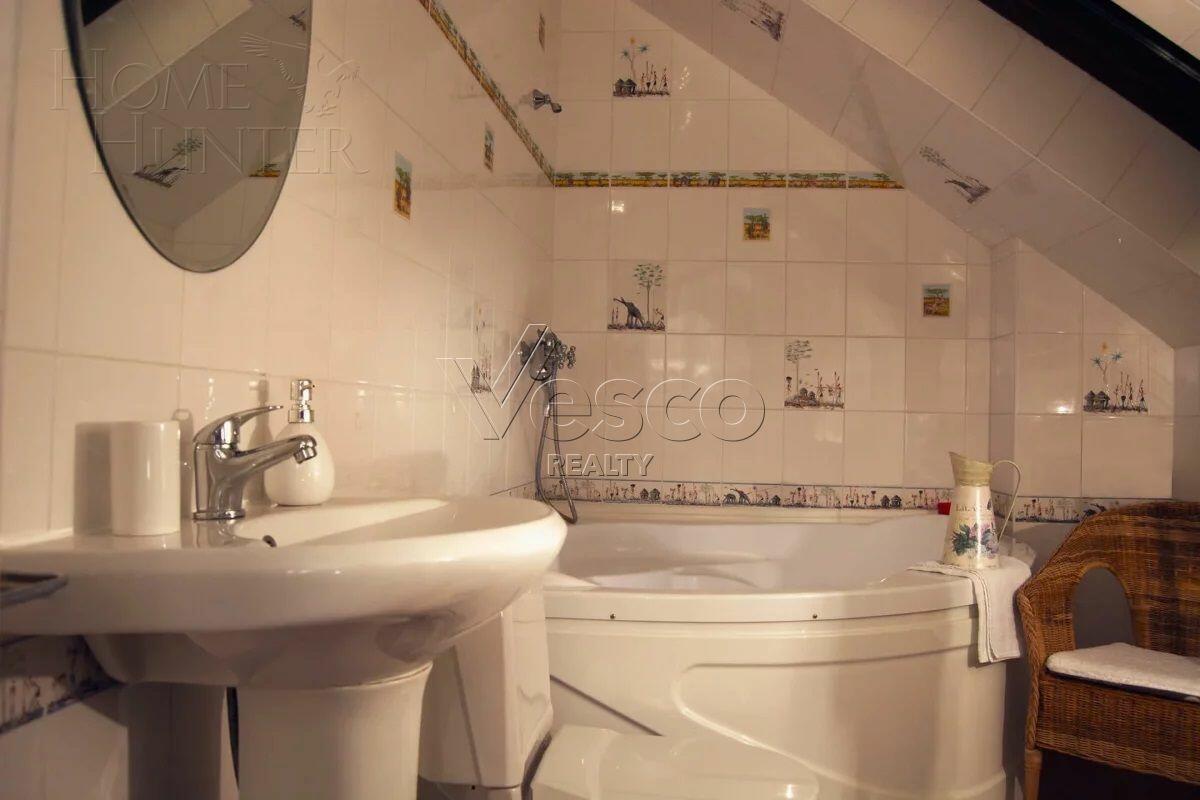 3-этажный коттедж 500 м² с отделкой