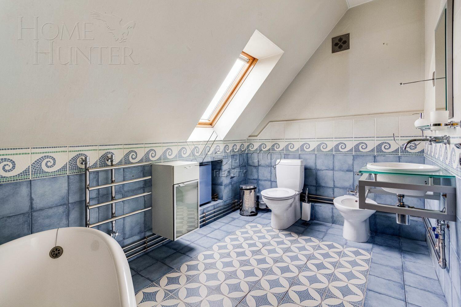 2-этажный коттедж 660 м² с отделкой