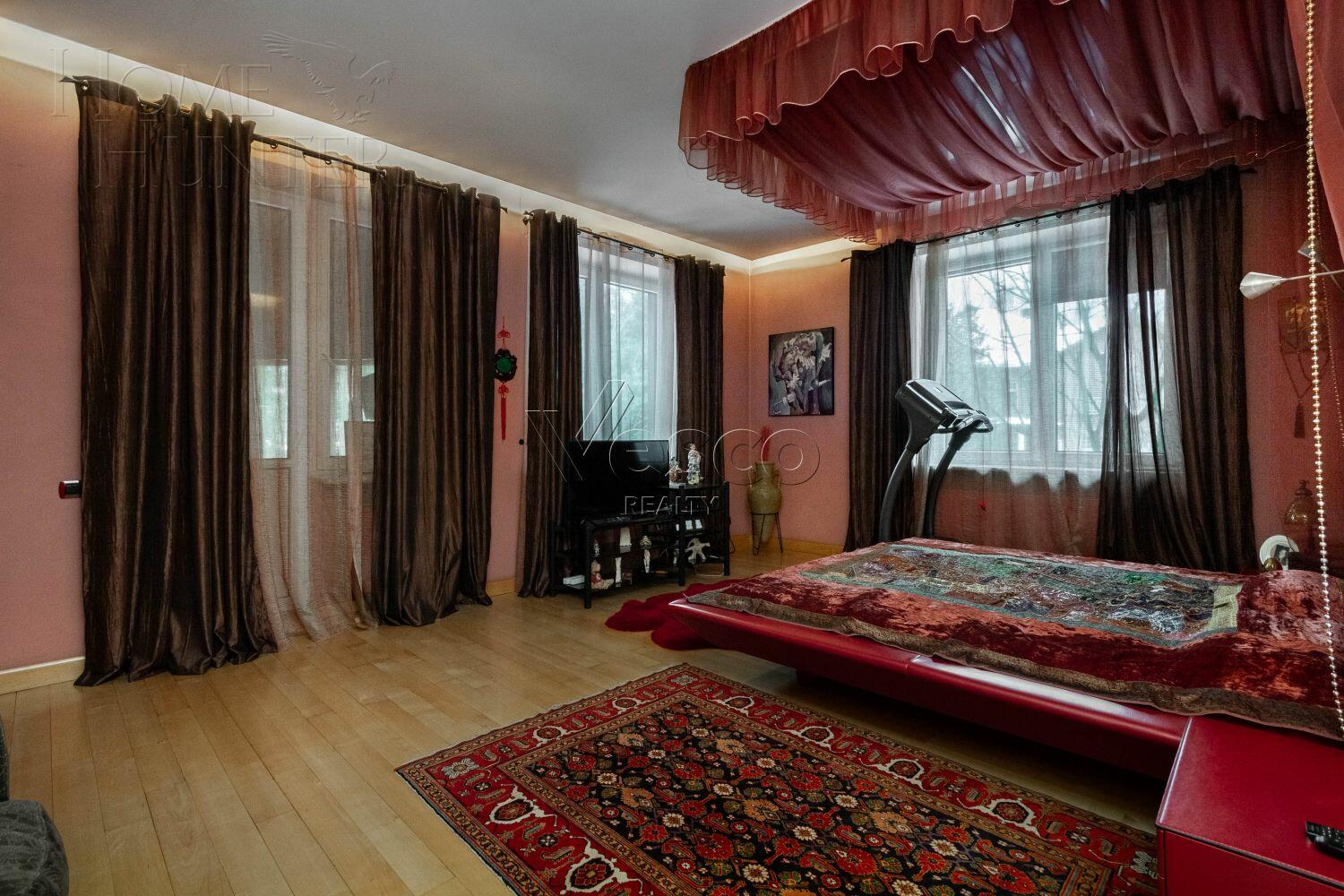 2-этажный коттедж 660 м² с отделкой