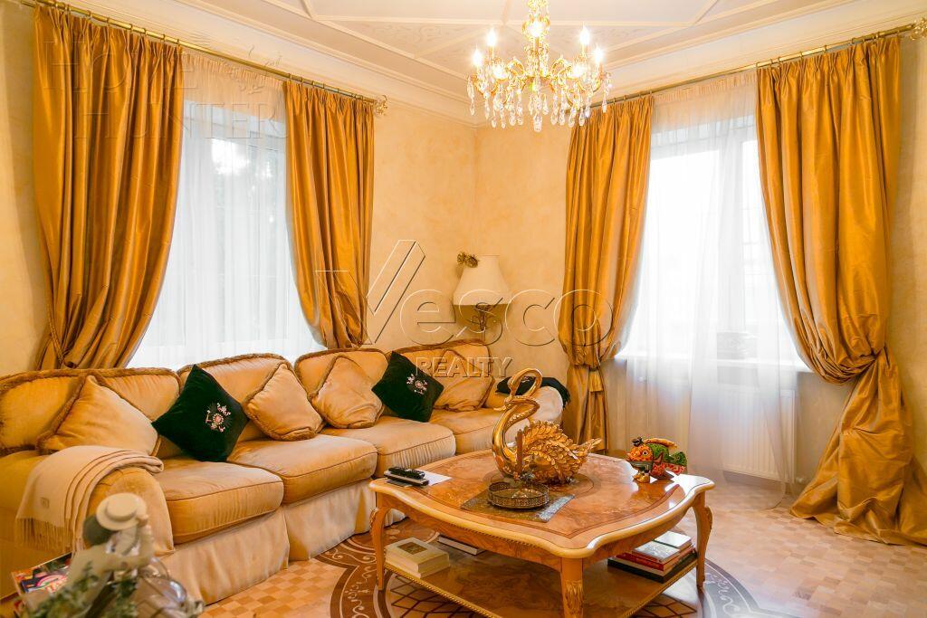 3-этажный коттедж 790 м² с отделкой