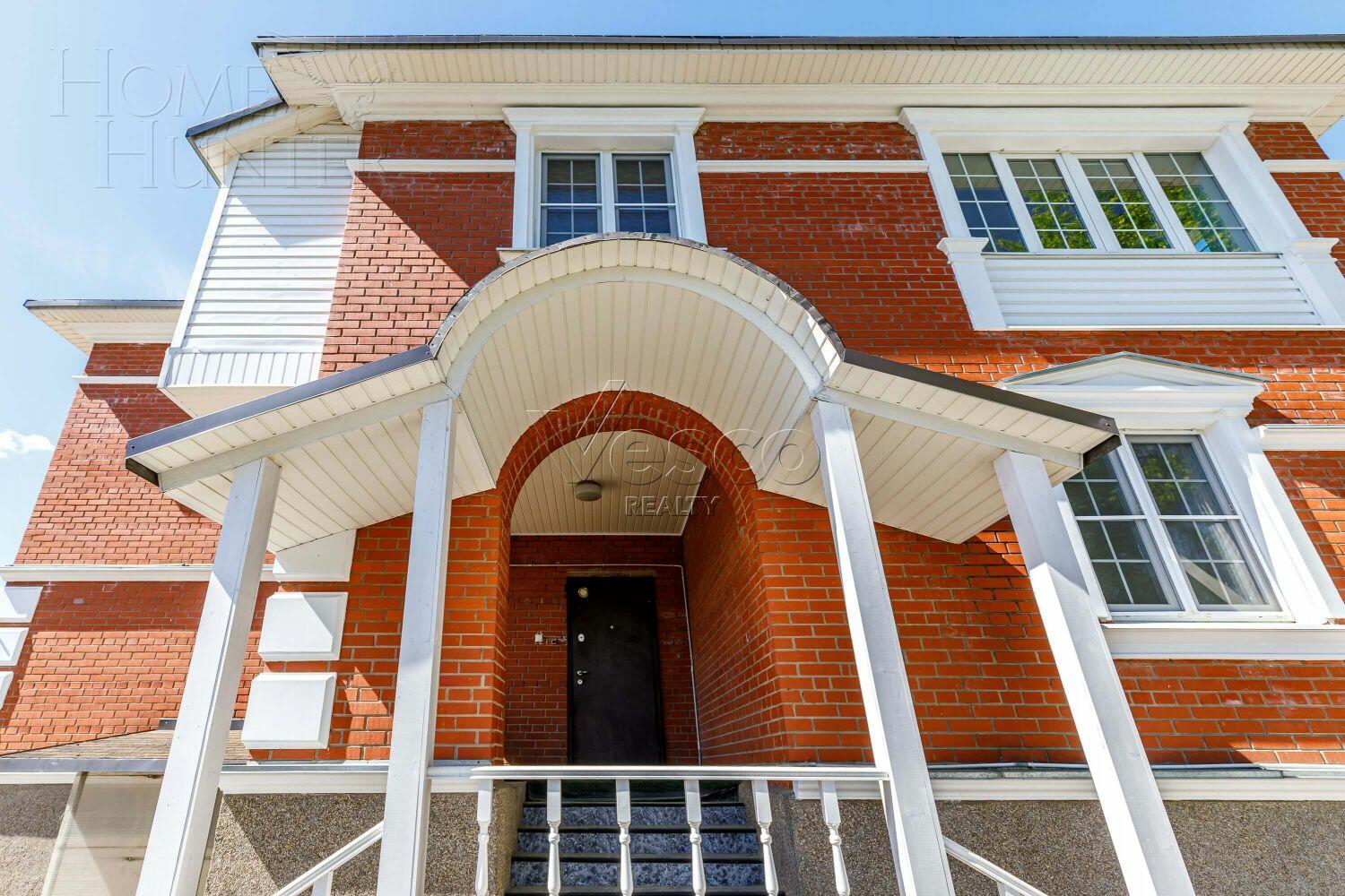 2-этажный коттедж 258 м² с отделкой