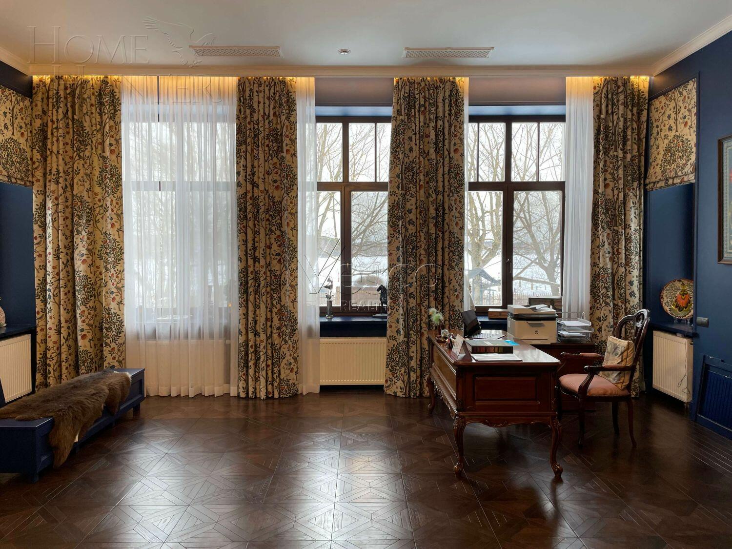 2-этажный коттедж 1 300 м² с отделкой