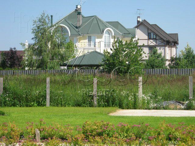 Участок 16 сот. в охраняемом поселке