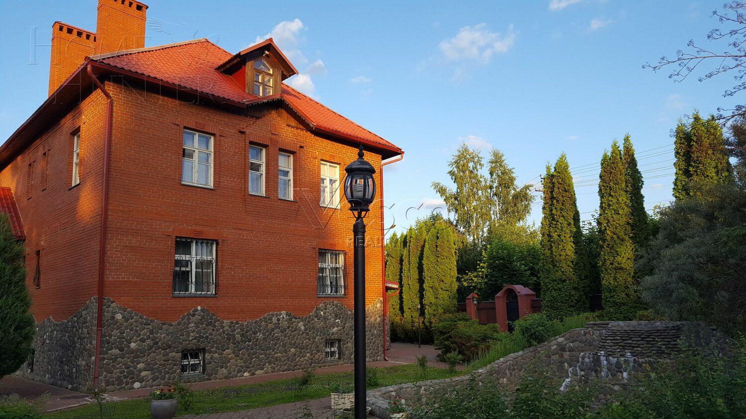 2-этажный коттедж 530 м² с отделкой