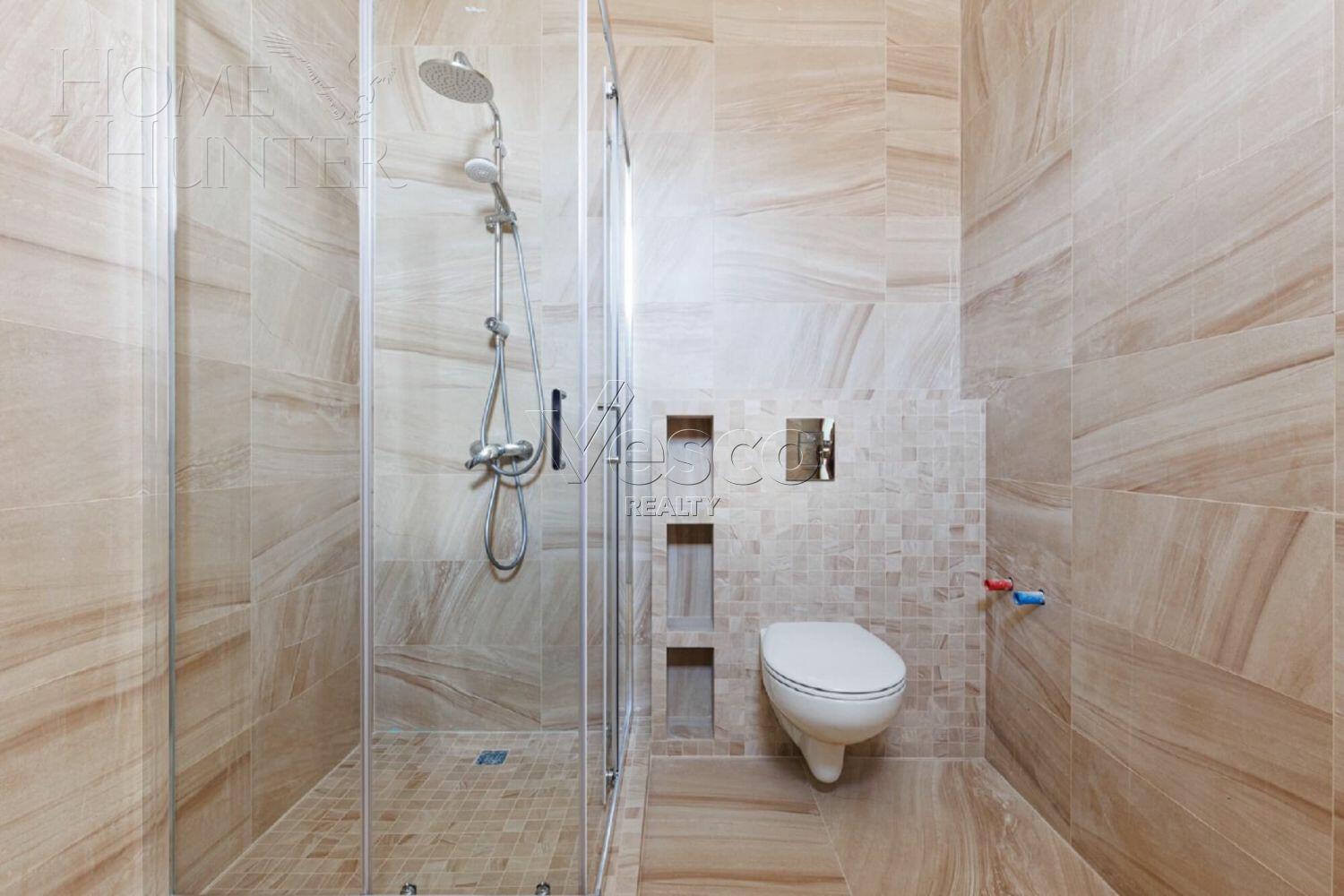 2-этажный коттедж 750 м² с отделкой