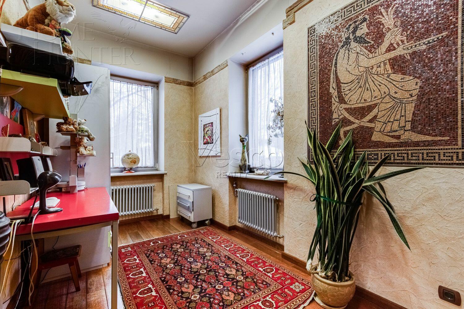 2-этажный коттедж 660 м² с отделкой