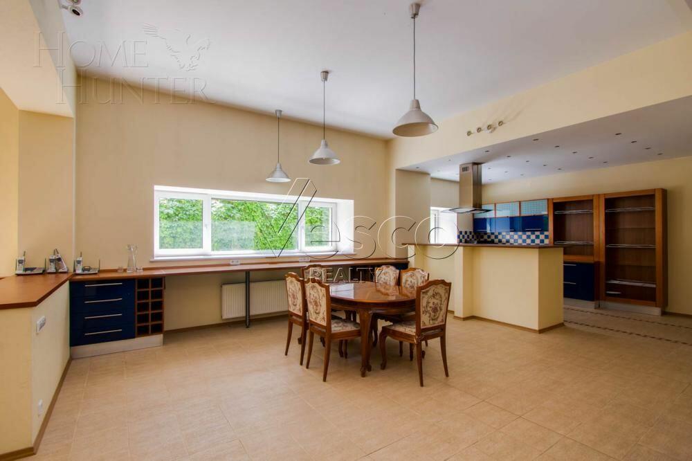 2-этажный коттедж 580 м² с отделкой