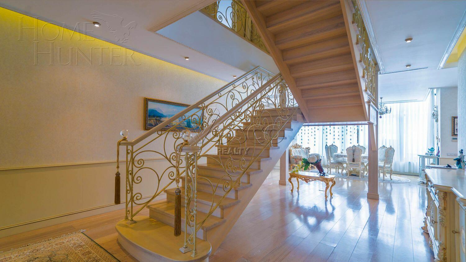 2-этажный коттедж 866 м² с отделкой