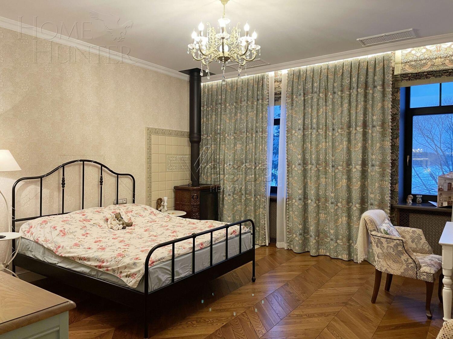 2-этажный коттедж 1 300 м² с отделкой