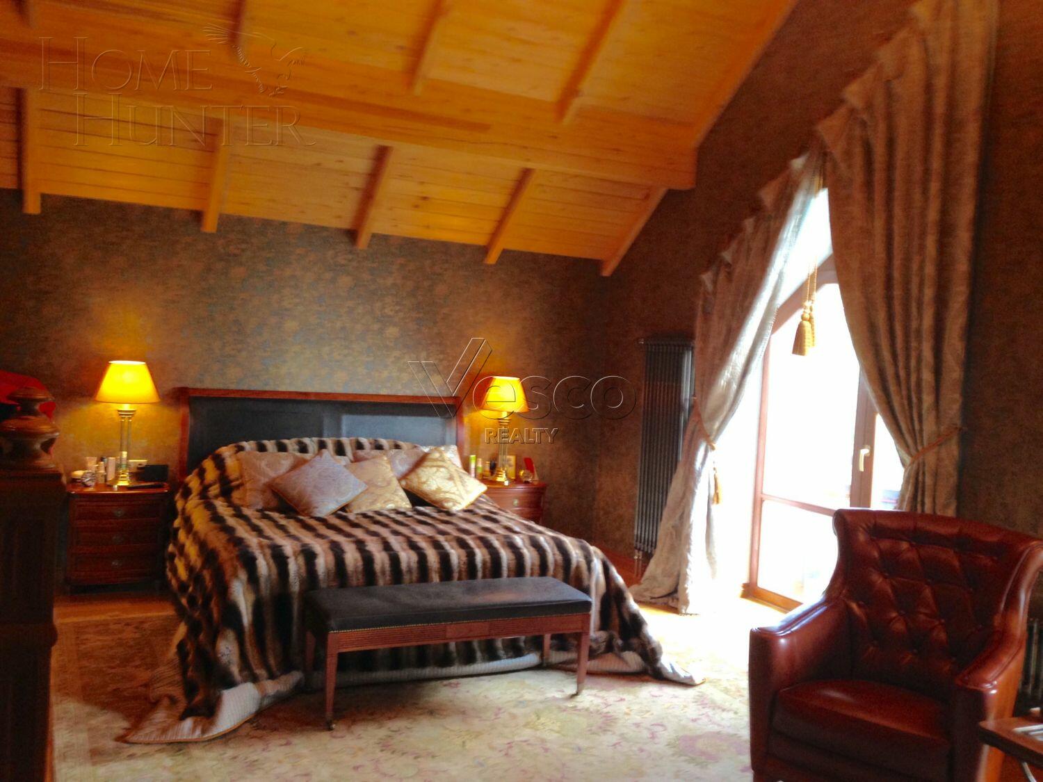 2-этажный коттедж 560 м² с отделкой