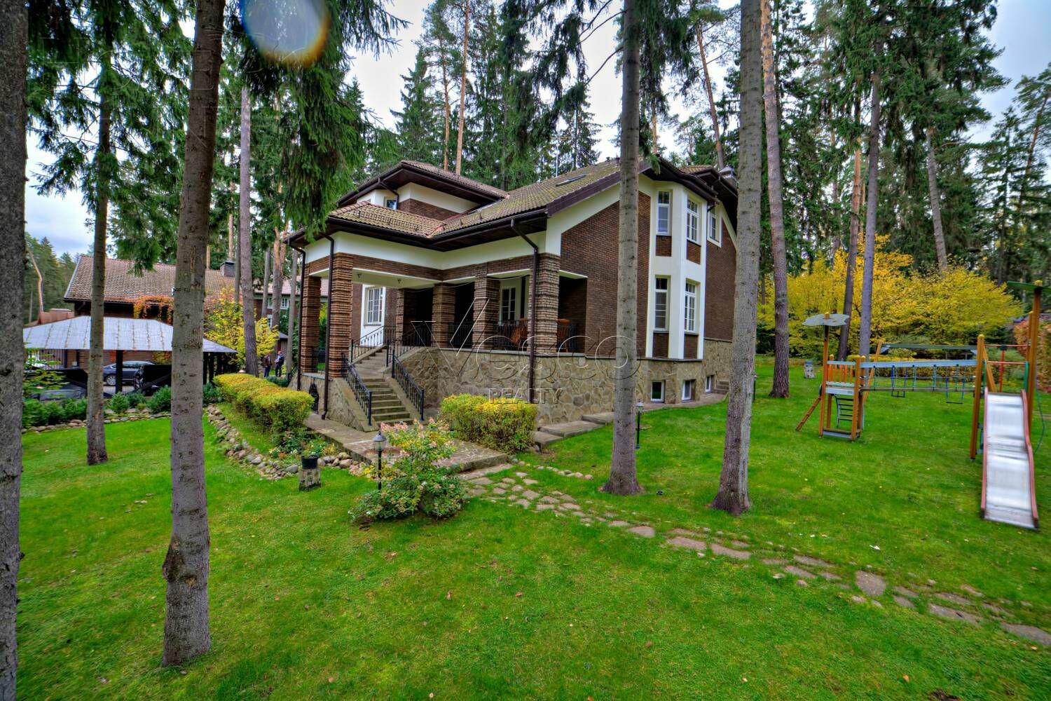 2-этажный коттедж 550 м² с отделкой