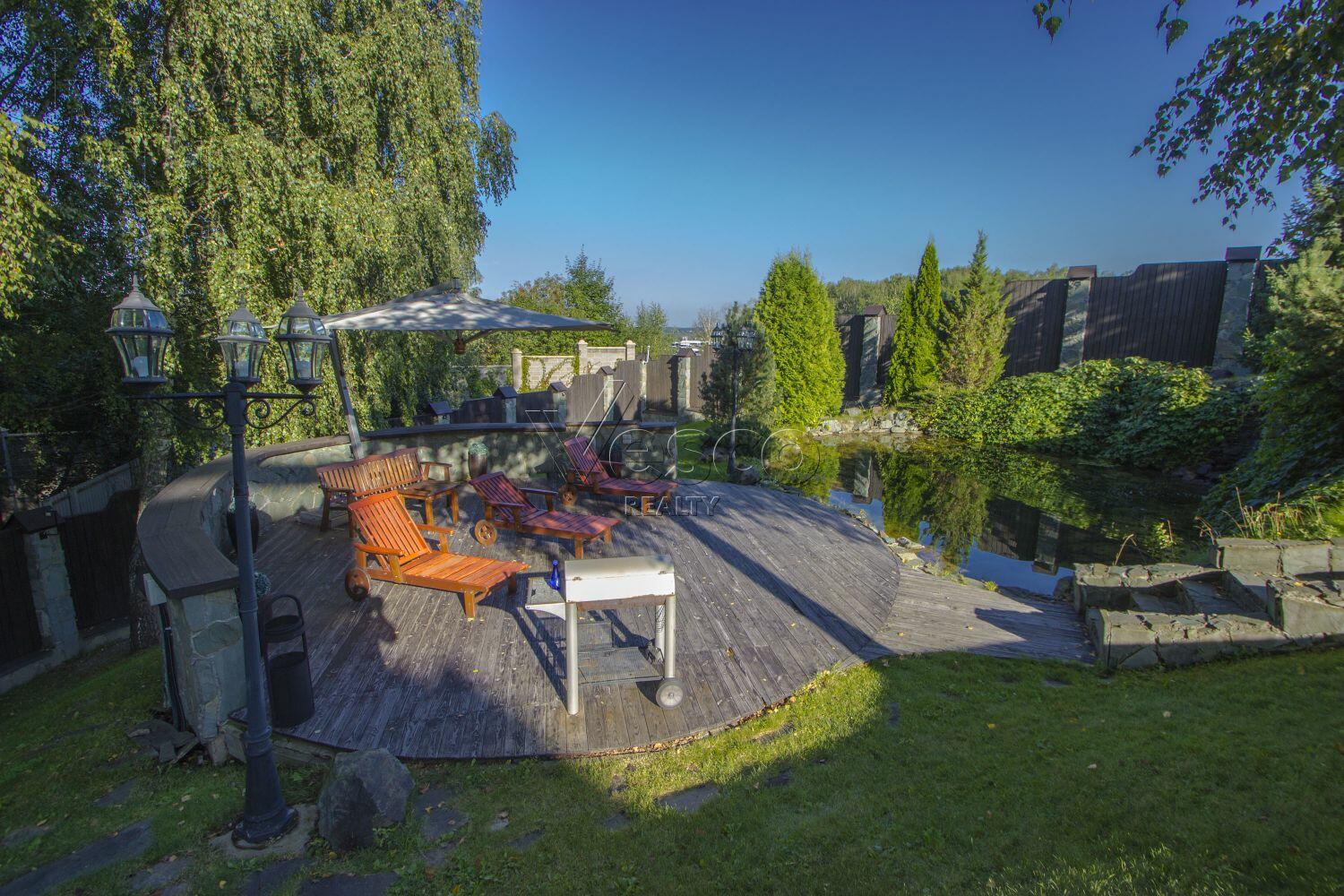 2-этажный коттедж 560 м² с отделкой