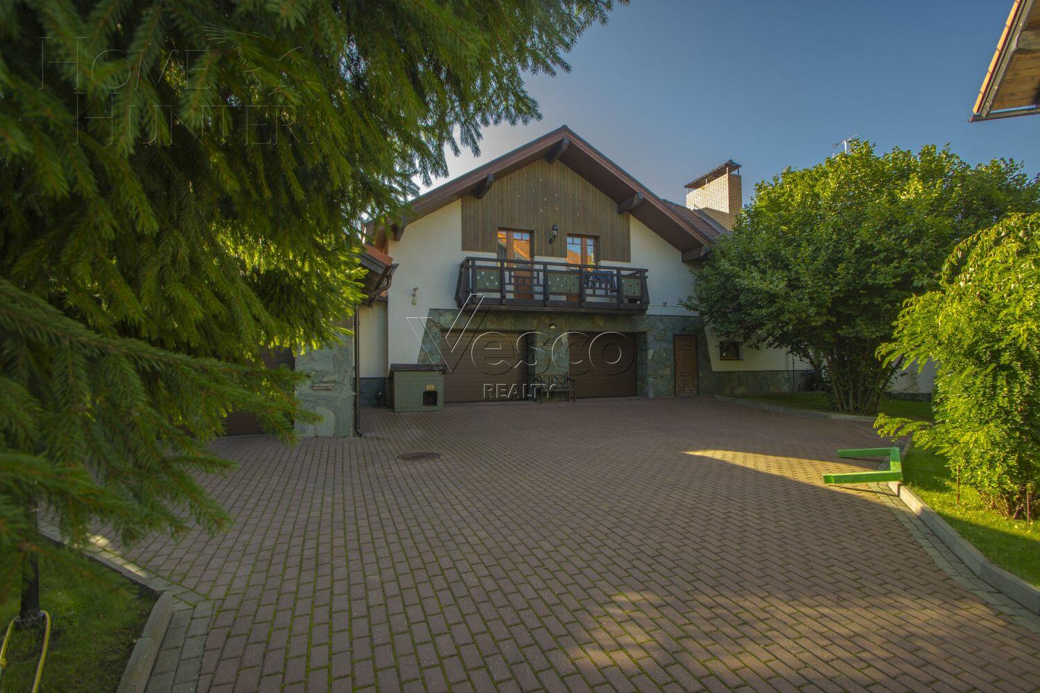 2-этажный коттедж 560 м² с отделкой