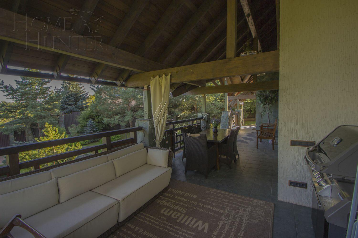 2-этажный коттедж 560 м² с отделкой