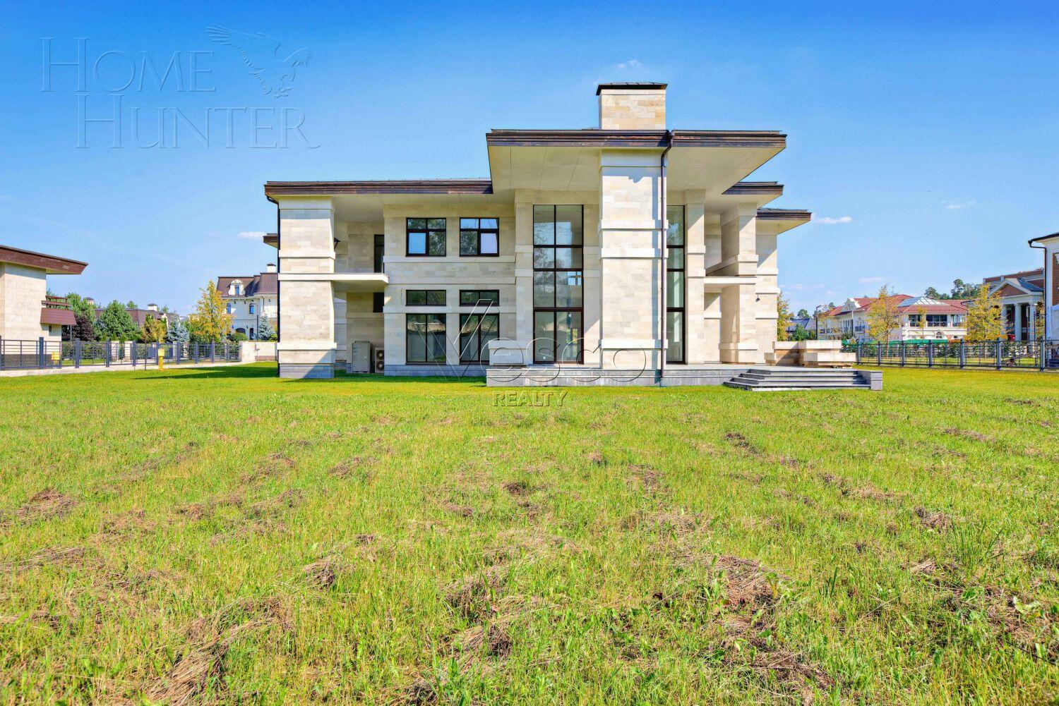 2-этажный коттедж 949 м² без отделки