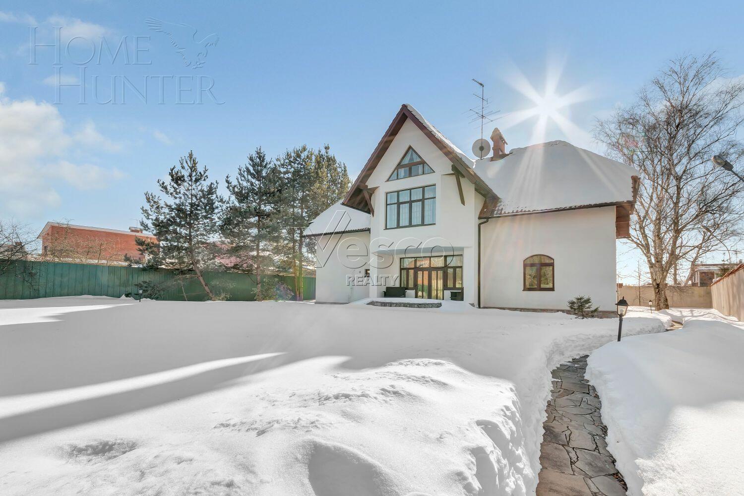 2-этажный коттедж 322 м² с отделкой